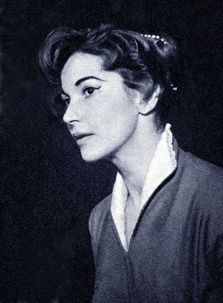 File:Luisa Rivelli 57.jpg