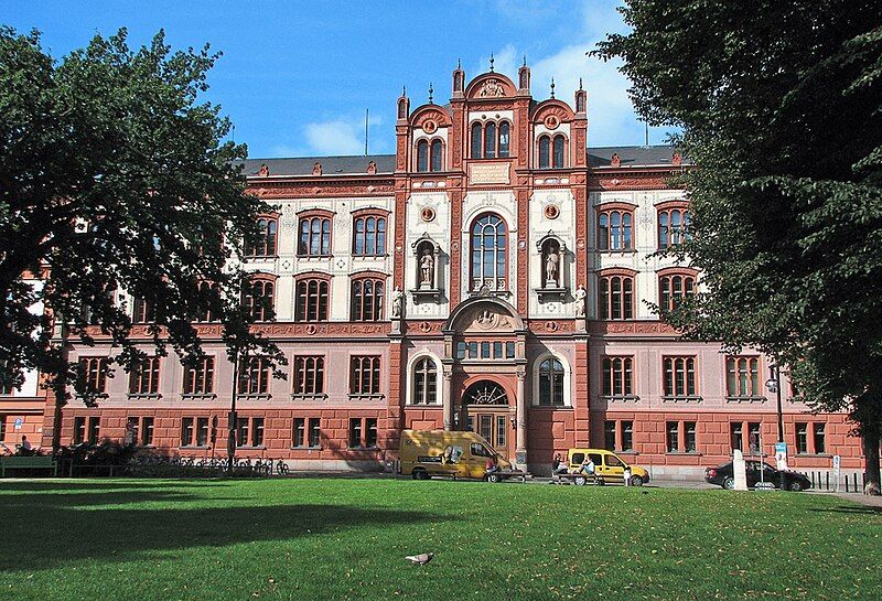 File:Rostock Universität 1.jpg