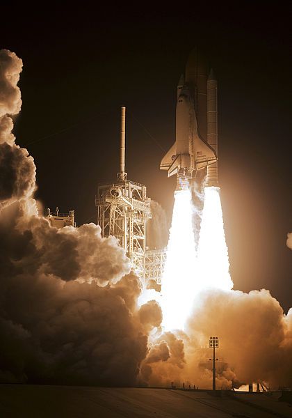 File:STS-128 Launch 04.jpg