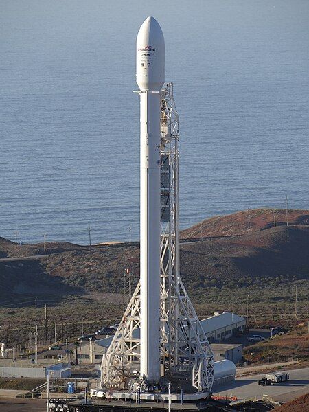 File:SpaceX Falcon 9.jpg