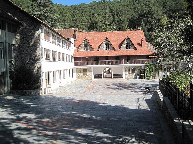 File:Traditissa Monastry.jpg