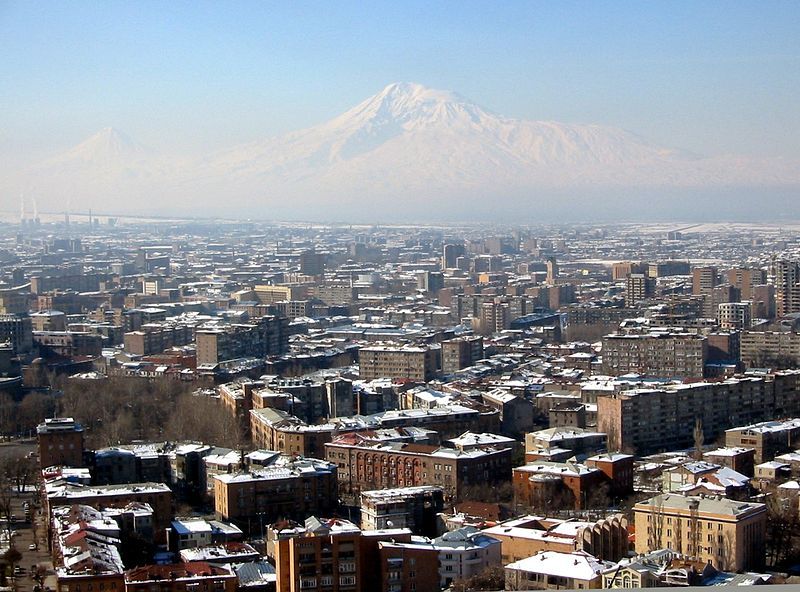 File:Yerewan with Ararat.jpg