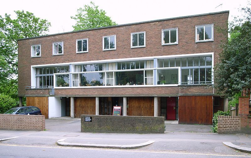 File:1-3 Willow Road.jpg