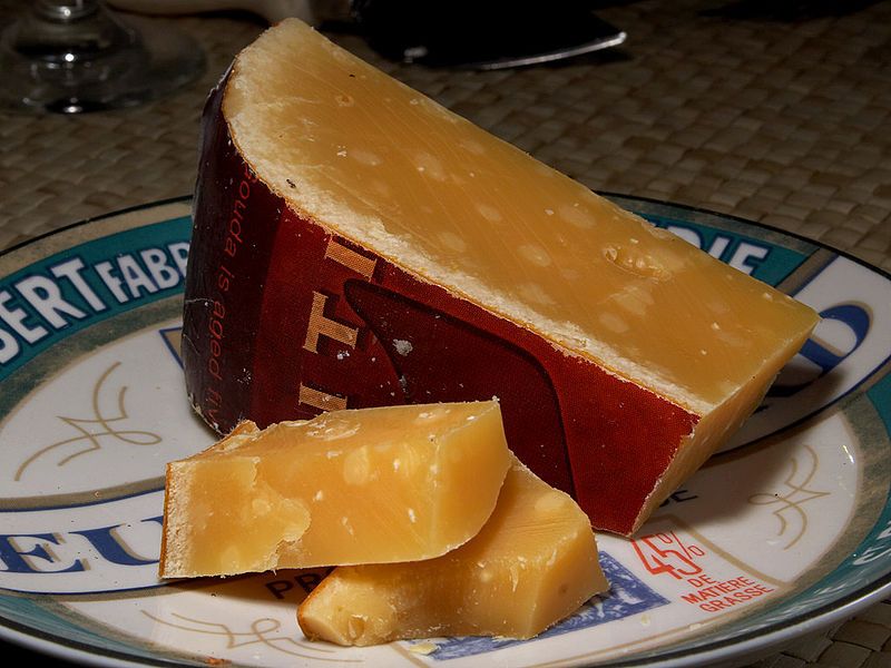 File:Aged Gouda cheese.jpg