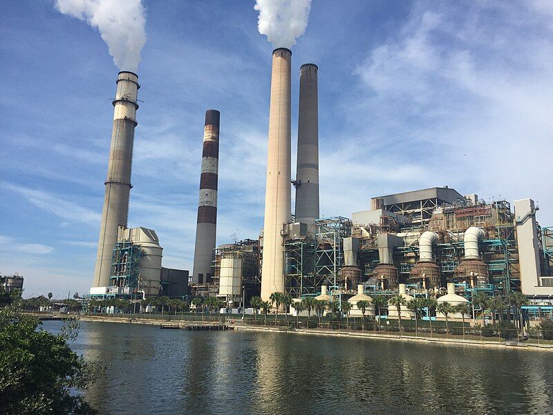 File:ApolloBeach BigBendPowerPlant.jpg