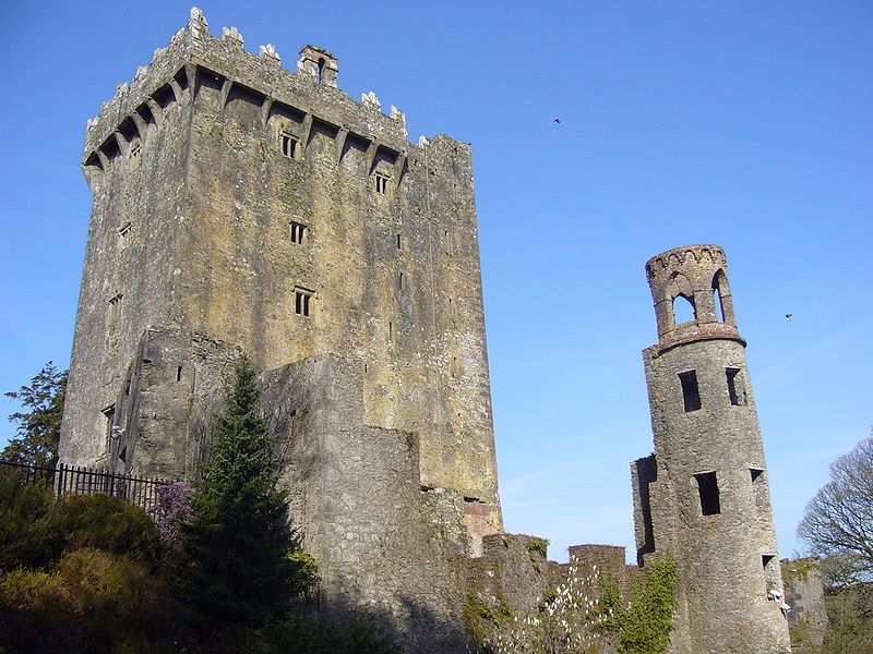 File:Blarney Castle.JPG