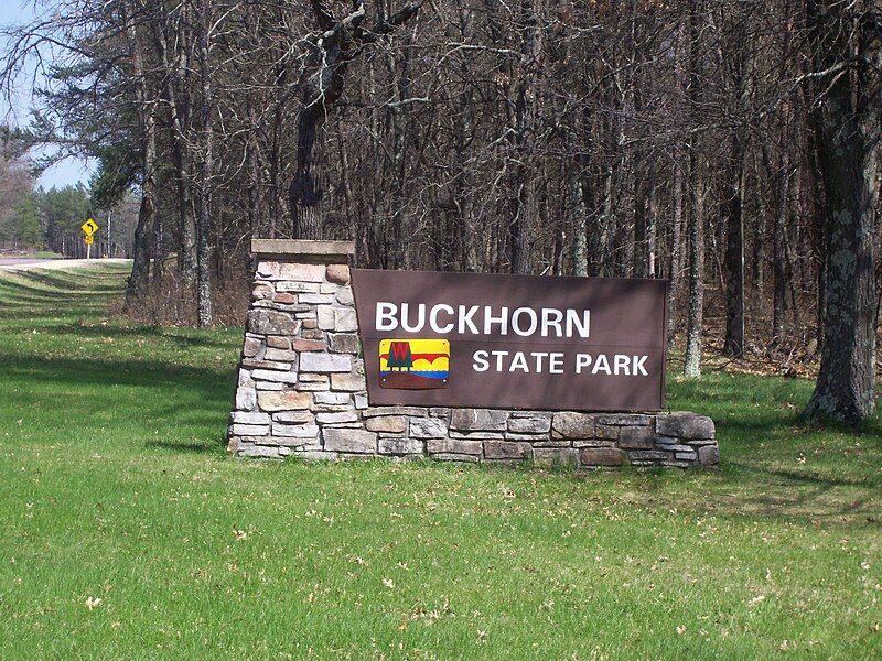 File:BuckhornStateParkSign.jpg