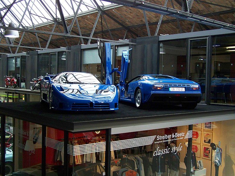 File:Bugatti EB110.jpg