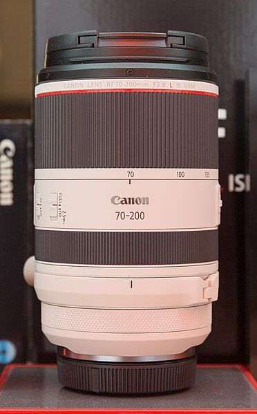 File:Canon RF 70–200mm.jpg