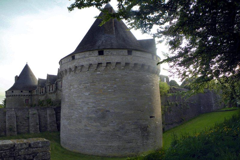 File:Chateau Pontivy3.jpg