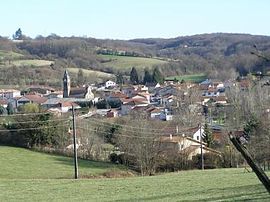 A general view of Cour-et-Buis