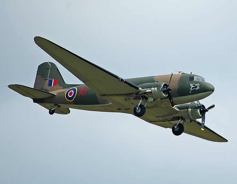 File:Dakota III ZA947.jpg