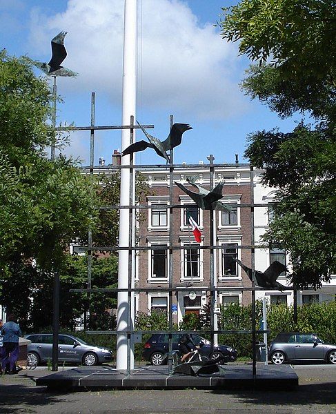 File:Denhaag monument irene.jpg