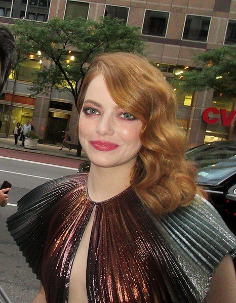 File:Emma Stone (30498079137).jpg