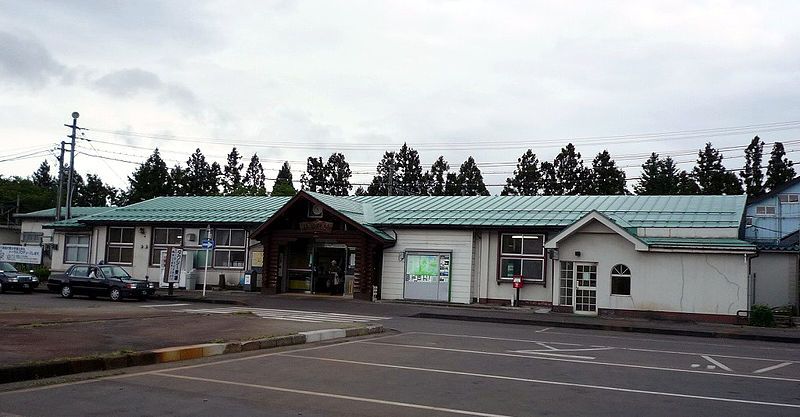 File:Inawashiro-stn.jpg