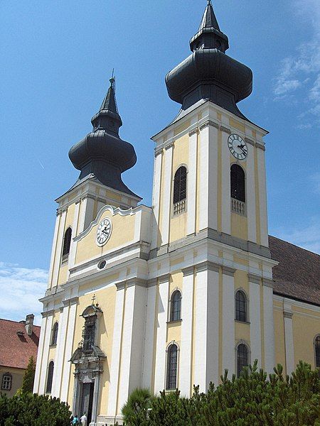 File:Maria Taferl.Wallfahrtsbasilika01.jpg