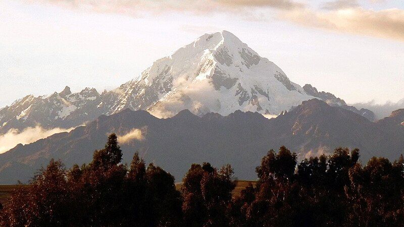 File:Nevado Verónica.jpg