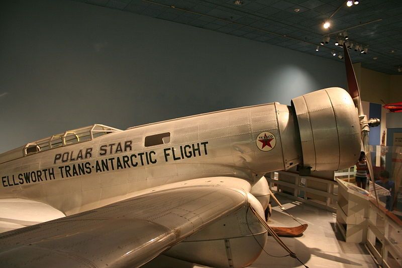 File:PolarStarPlane.JPG