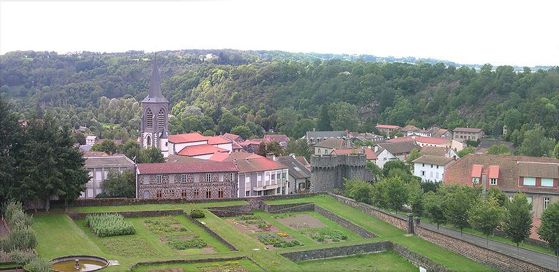 File:Pontgibaud panorama.JPG