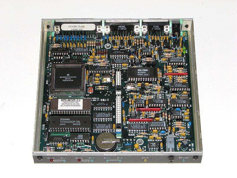 File:Terminal-Node-Controller-Kantronics-9612plus-0a.jpg