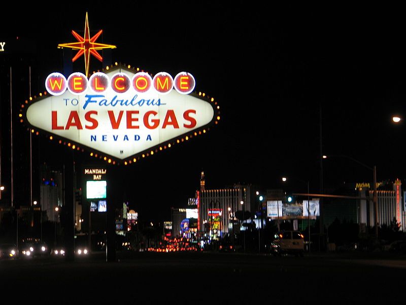 File:WelcomeToVegasNite.JPG