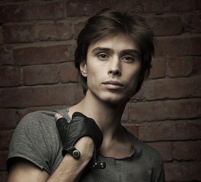 File:Artem Ovcharenko casual.jpg