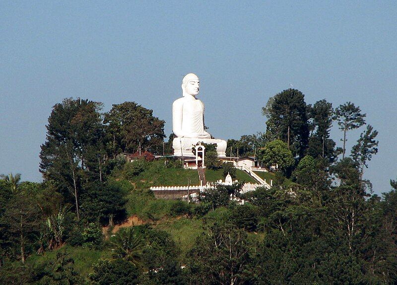 File:Bahiravakanda Buddha 01.jpg