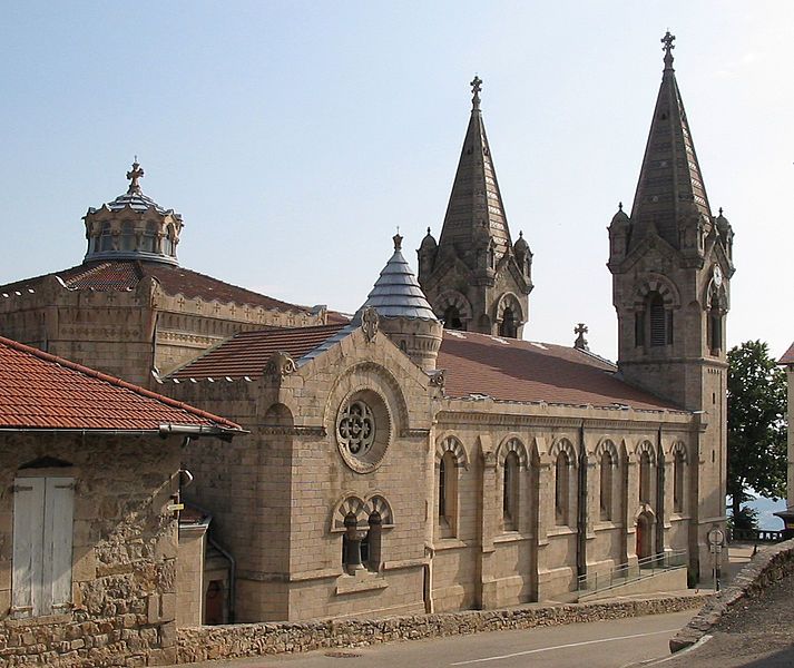 File:Basilique Lalouvesc.JPG