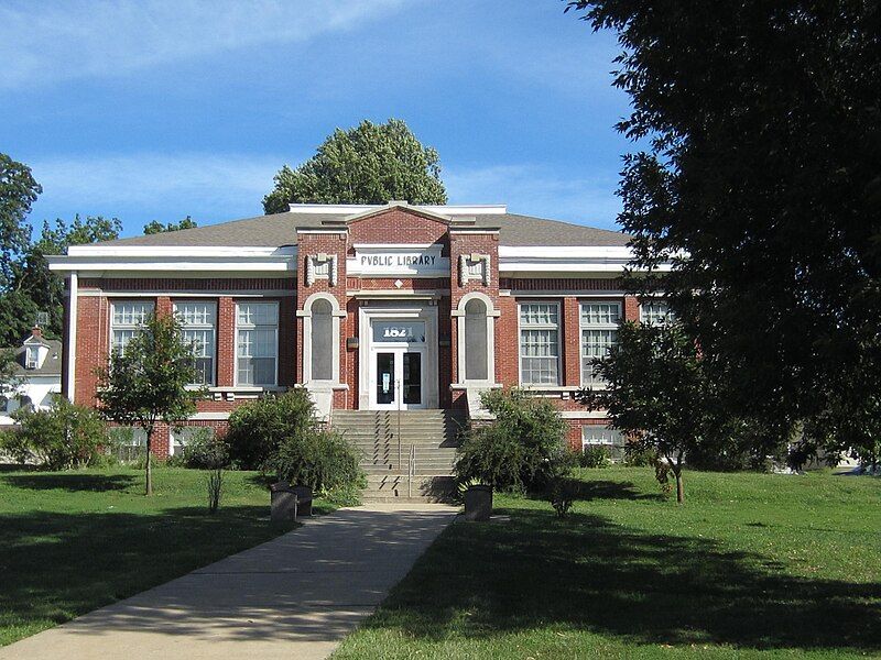 File:CarnegiePublicLibraryStJosephWashingtonBluff.jpg