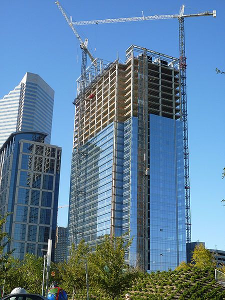 File:DiscoveryTower(HESS)towerconstruction.JPG