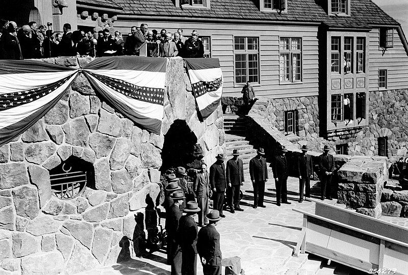 File:FDR-Dedicating-Timberline-Lodge-1937.jpg