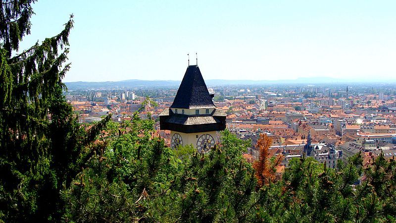 File:Grazer uhrturm 2012.JPG