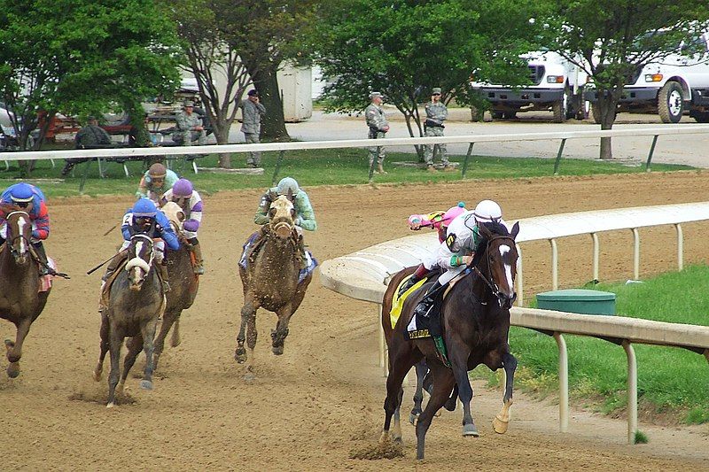 File:Kentucky Oaks 2009.jpg