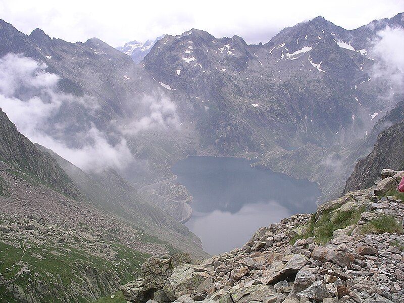 File:Lago Chiotas1.jpg