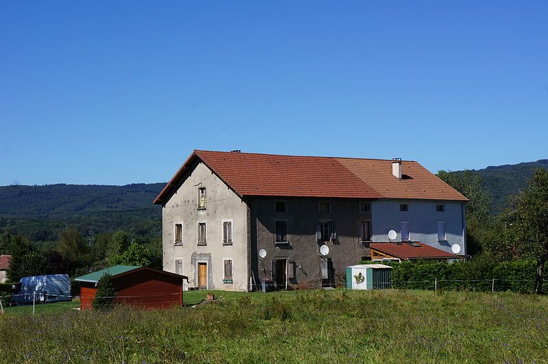 File:Logement-d’Éboulet-08-2012 03.JPG