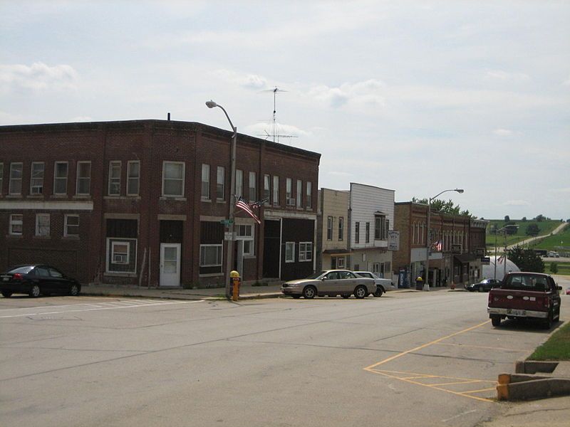 File:Orangeville Il Downtown2.JPG