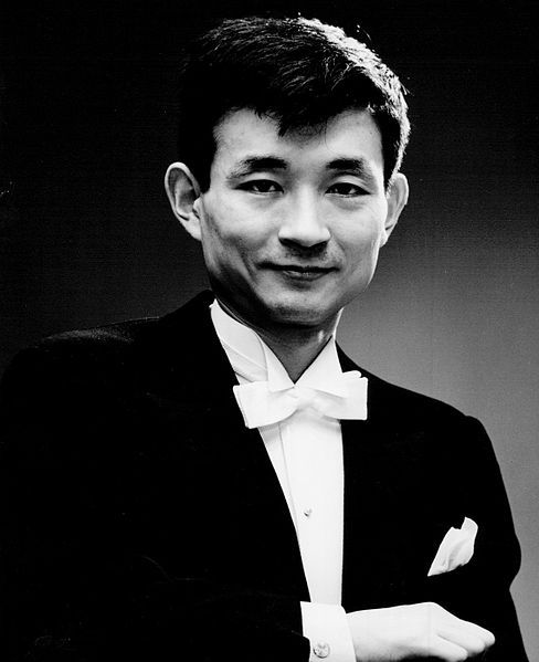 File:Seiji Ozawa 1963.jpg