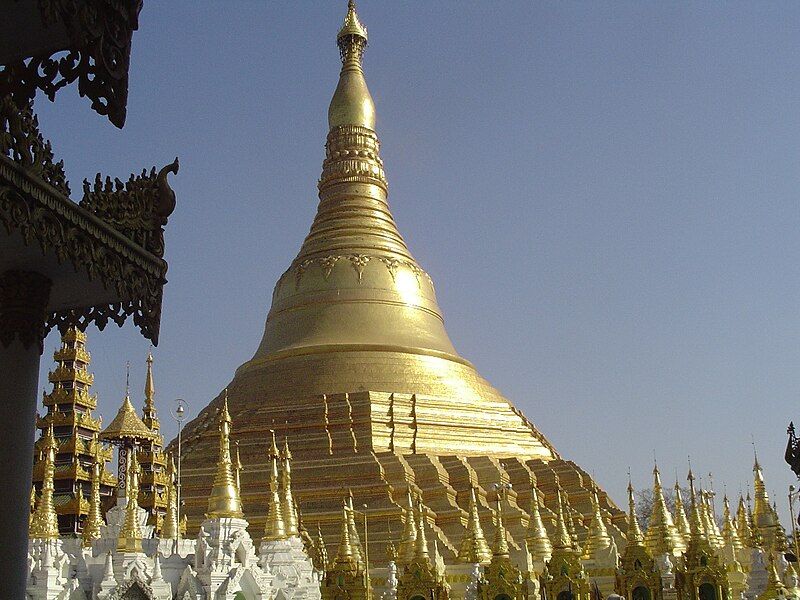 File:Shwedagon Pagoda Yangon29.JPG