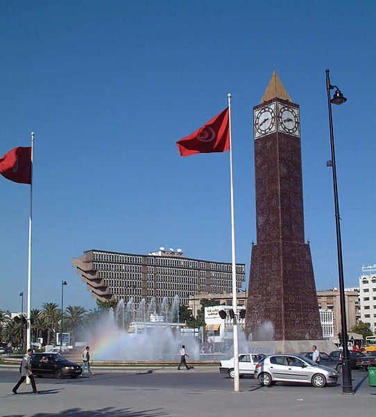 File:Tunis horloge.jpg