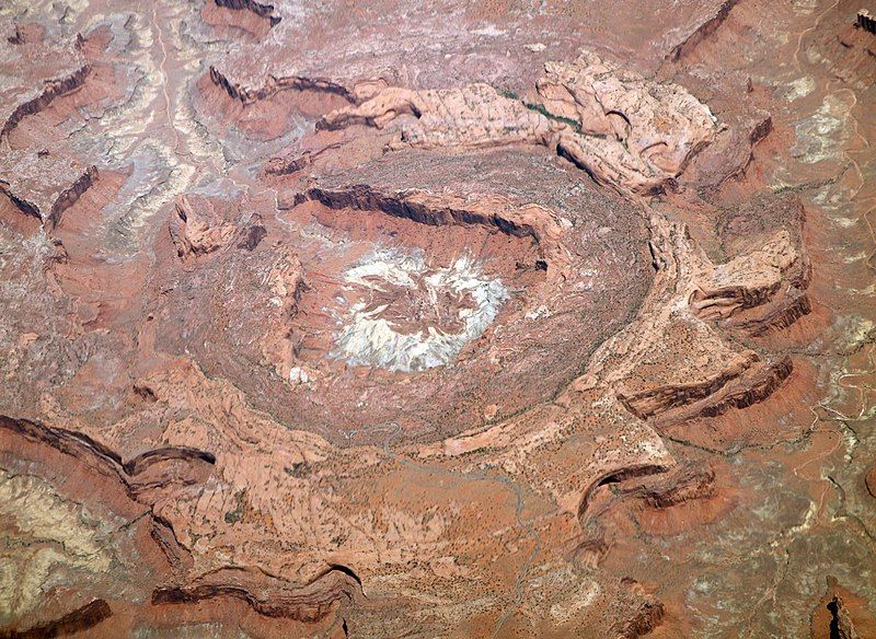 File:Upheaval Dome aerial.jpg