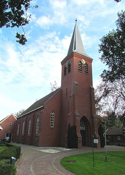 File:Veenkerk Klazienaveen-Noord.jpg