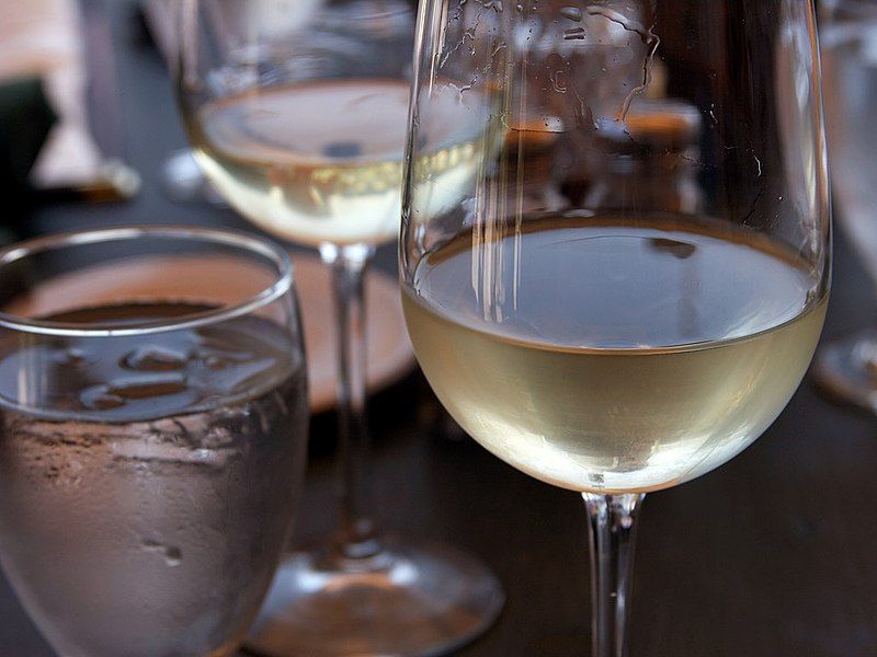 File:White Wine Glass.jpg