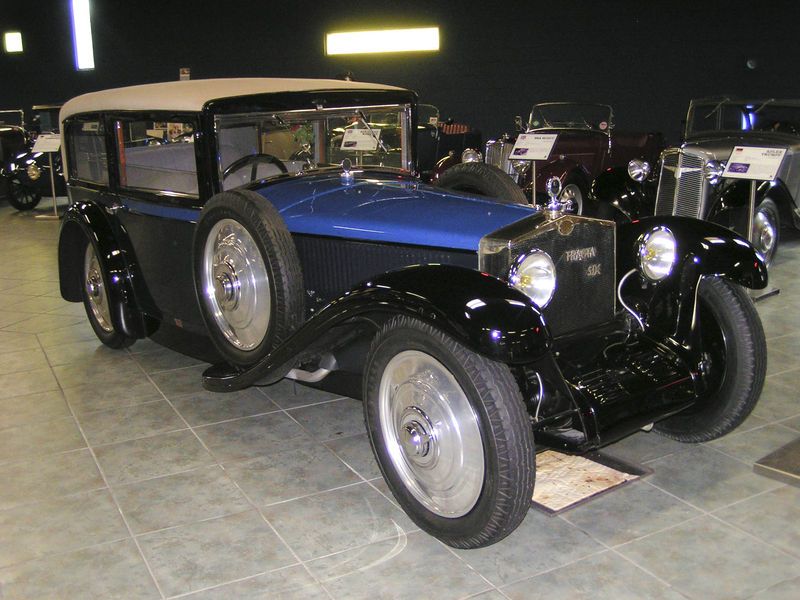 File:1930TractaE.jpg