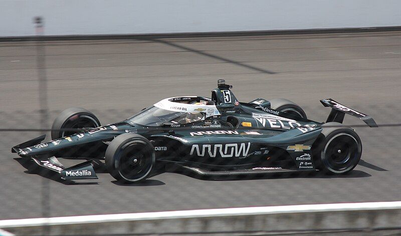 File:2023Indy500oward (cropped).jpg