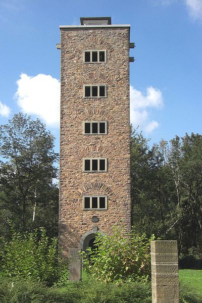 File:Alheimerturm.JPG