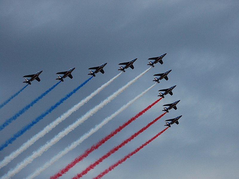 File:Bastille day flyover.4264-crop.jpg