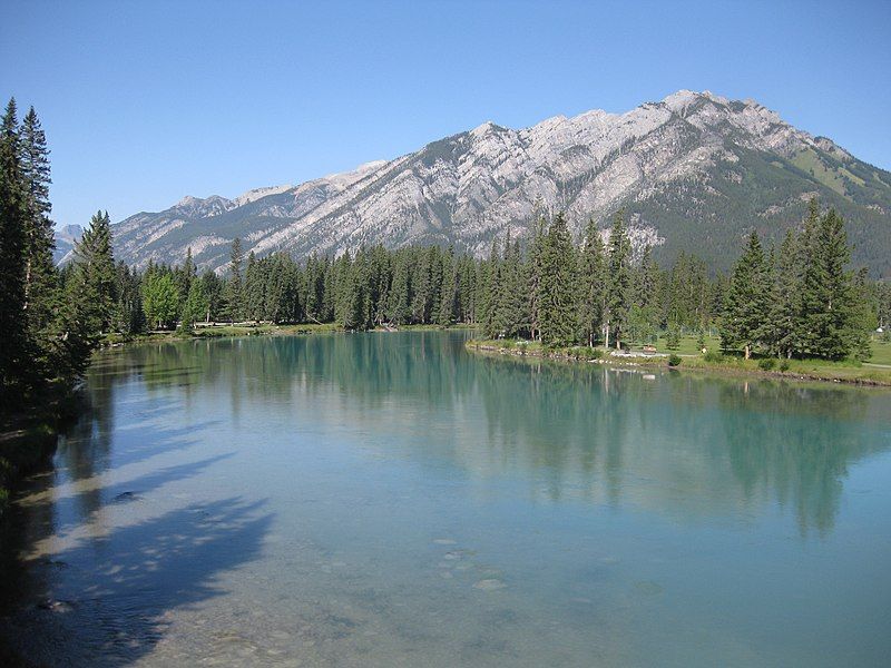 File:Bow River 1.jpg