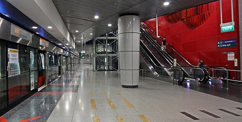 File:CC29 HarbourFront station.jpg