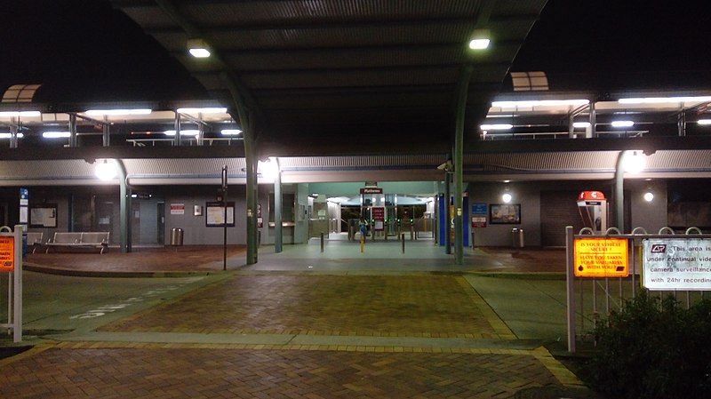 File:Coomera Railway station.jpg