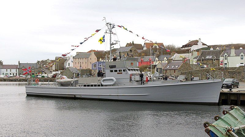 File:HNoMS Hitra.jpg